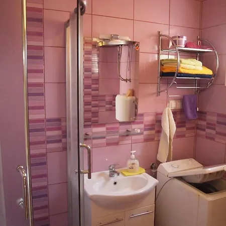 Lela Apartment